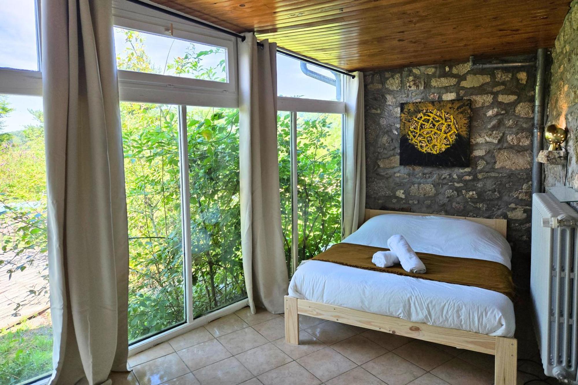 Villa De Luxe, Nichee Dans Les Montagnes Lavoine Exteriör bild
