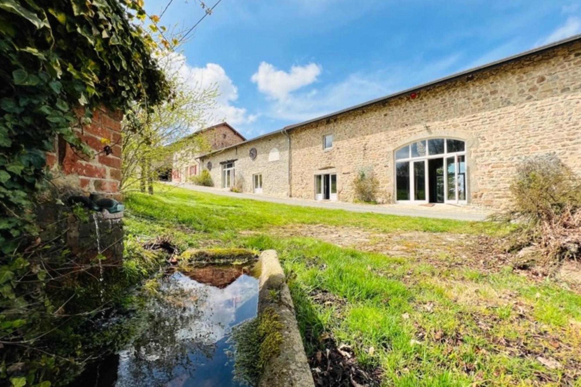 Villa De Luxe, Nichee Dans Les Montagnes Lavoine Exteriör bild